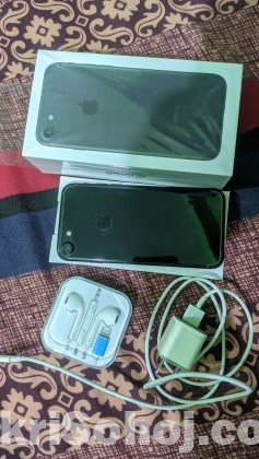 iphone 7. 128 GB Mat Black